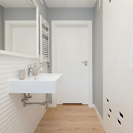 Beachside By Renters Apartament *